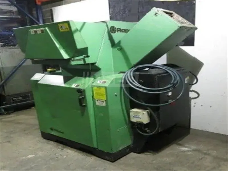 2005 Rapid R-18